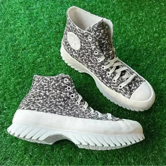 ✨New✨Converse Chuck Taylor All Star Lugged 2.0 Hi Sand Dune - Picture 6 of 8